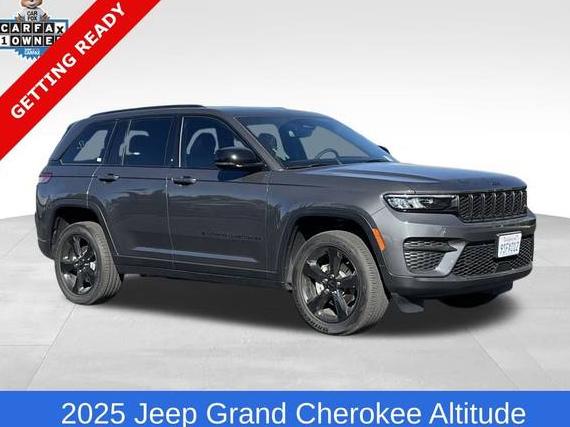 JEEP GRAND CHEROKEE 2025 1C4RJGAG5SC266205 image